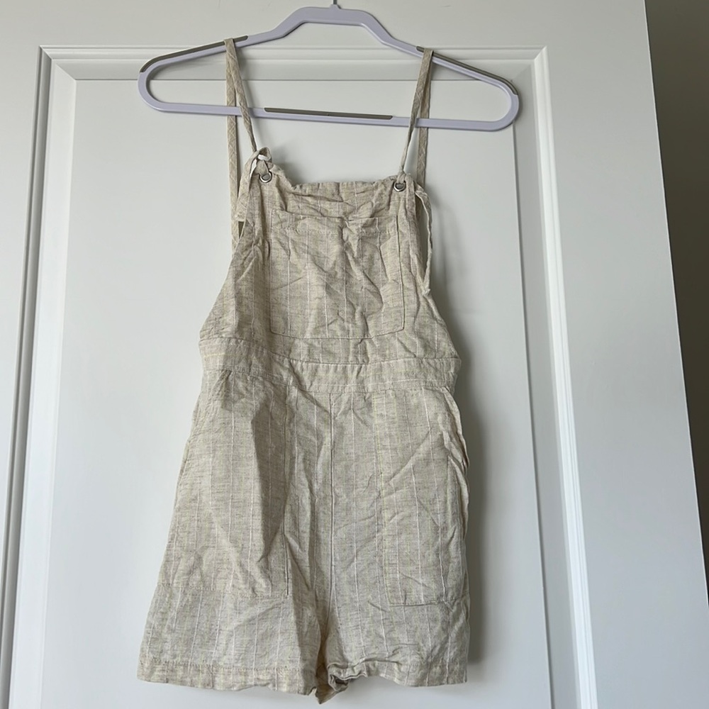 Bershka Short Tan Summer/Spring Day Spaghetti Strap Romper